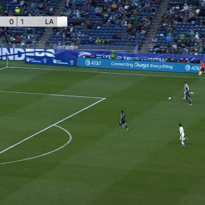 LA Galaxy vence Seattle Sounders por 2 a 0 com gol de Matheus Nascimento