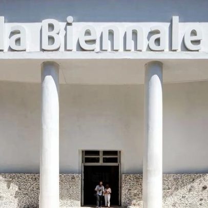 Irã rebate relatos de retirada da Bienal de Veneza e confirma participação
