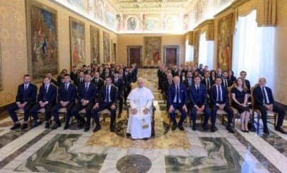 Inter goleia Lazio horas após encontro com o Papa Leão XIV