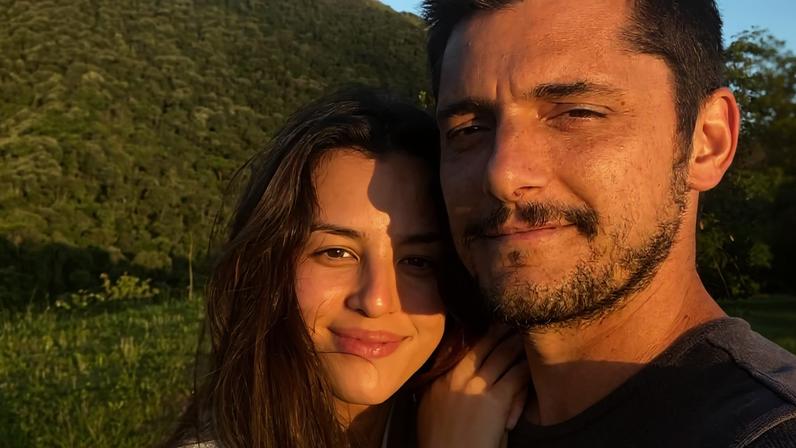Foto colorida de Bruno Gissoni e Yanna Lavigne - Metrópoles