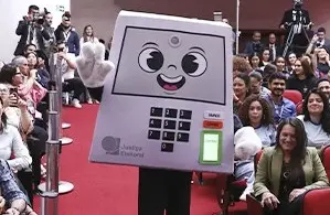 O mascote das urnas eletrônicas Pilili (Foto: Luiz Roberto / TSE)