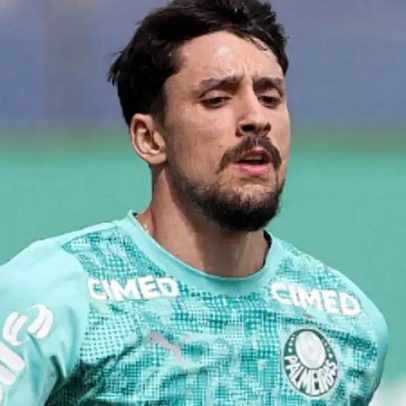 Piquerez é liberado pelo Palmeiras e viaja ao Uruguai para tratar a seleção