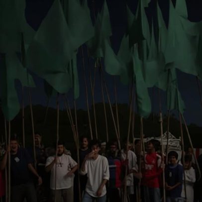 Torcedores em Bangladesh comemoram convocação do Brasil com Neymar