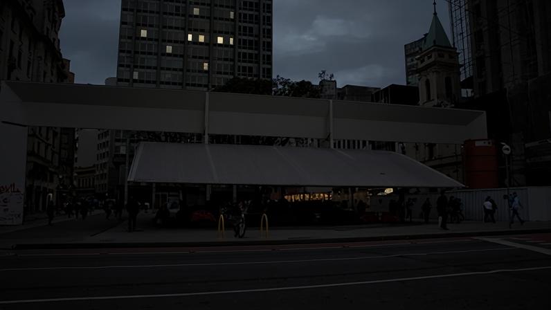 Praça do Patriarca ganha cinema 24 horas na Virada Cultural