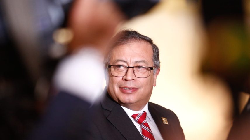 Presidente da Colômbia, Gustavo Petro, deixa Palácio do Itamaraty após dia de reuniões com países da América do Sul