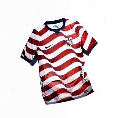 Questão sobre uniformes da Nike na Copa do Mundo feitos de lixo