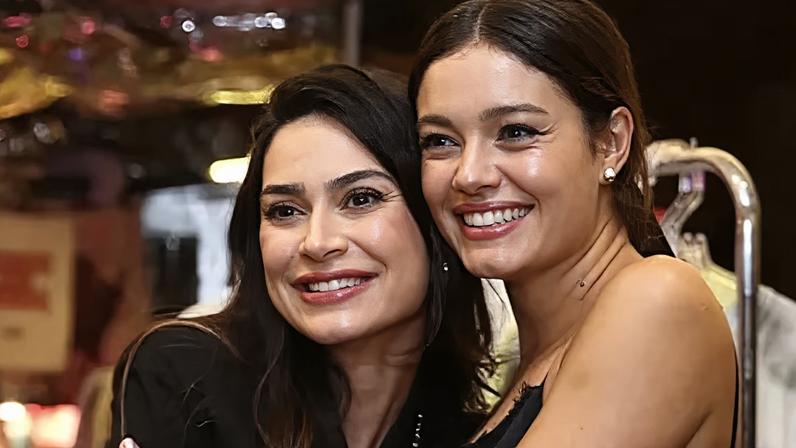 Thaila Ayala exibe encontro da filha com Sophie Charlotte