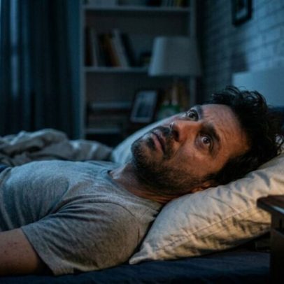 Pensar obsessivamente antes de dormir: cérebro processa emoções suprimidas do dia