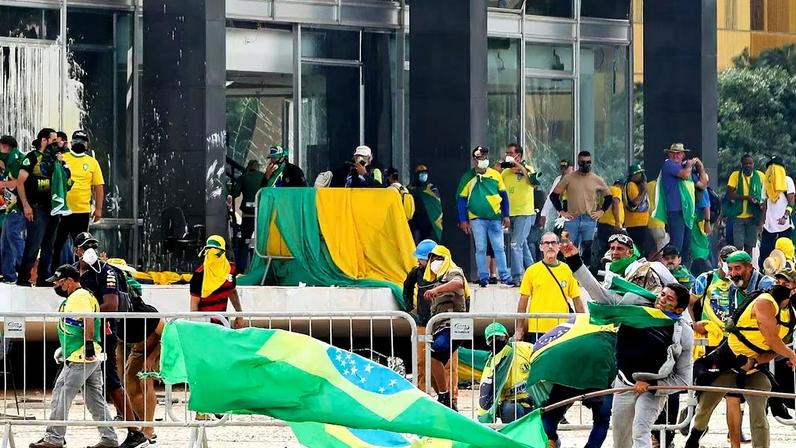 Balanço do STF aponta que 190 pessoas estão presas pelo 8 de Janeiro e pela tentativa de golpe
