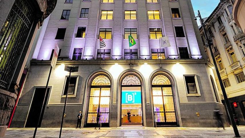 Investidores reagiram com cautela aos sinais cada vez mais evidentes de piora no ciclo de crédito