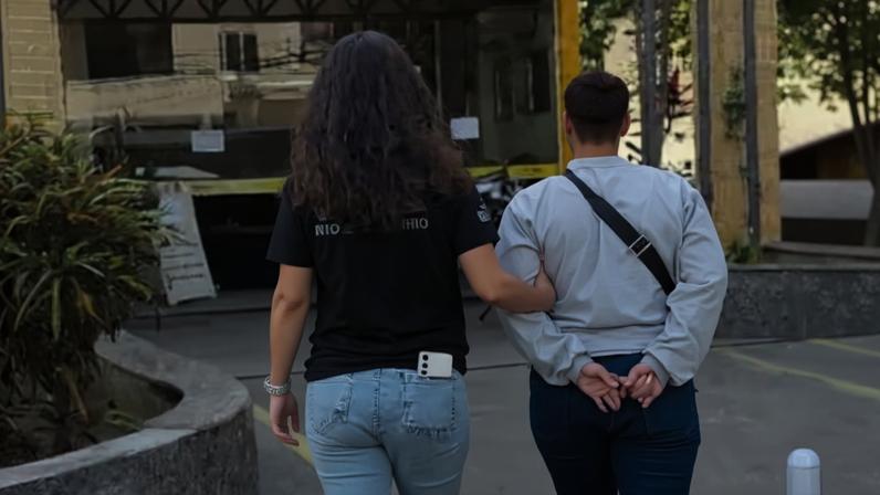 Paula Santanna de Oliveira, de 50 anos, foi detida por agentes das polícias Penal e Civil