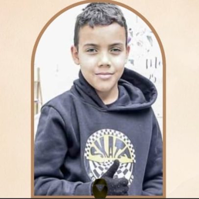 Trave de estádio cai e mata menino de 11 anos após jogo amador na Grande BH