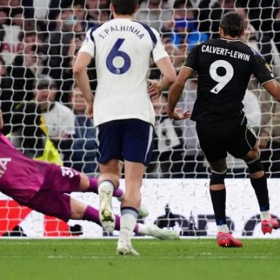 Tottenham empata com o Leeds e mantém risco de rebaixamento na Premier League