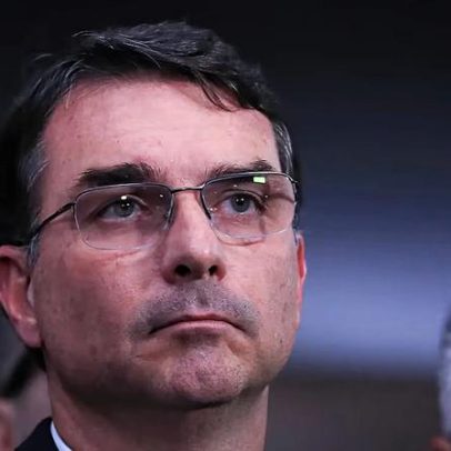 Rejeição a Flávio sobe para 52% após áudio; Lula tem 50,6%