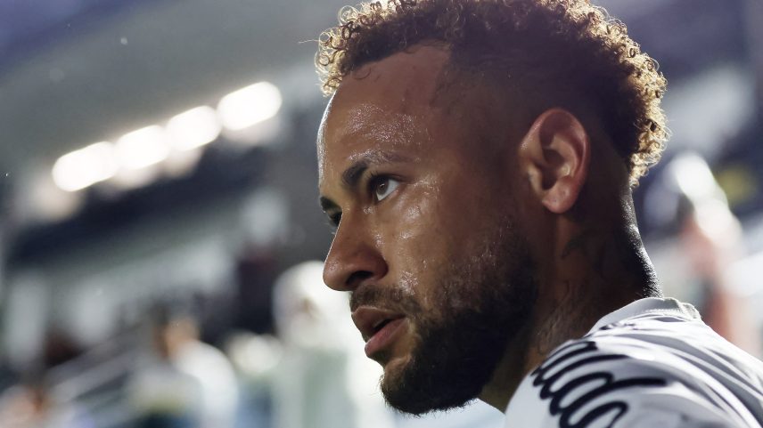 Neymar está na lista de 55 atletas que será enviada pela CBF à Fifa