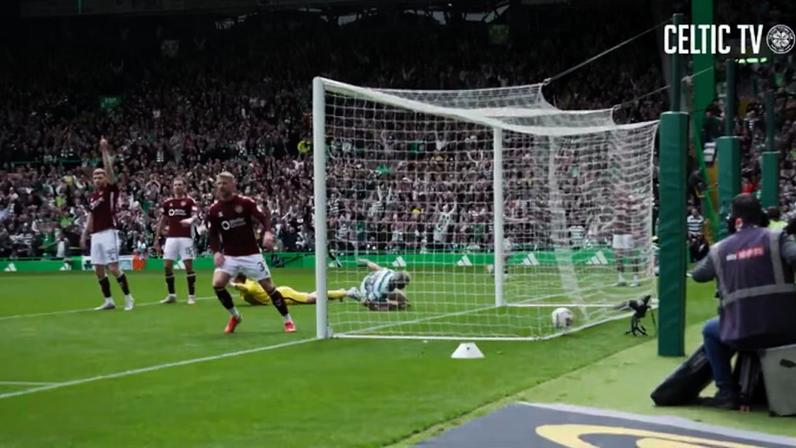 VAR decide gol da vitória de Maeda após longa checagem