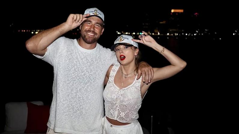 Travis Kelce e Taylor Swift ficaram noivos em agosto de 2025