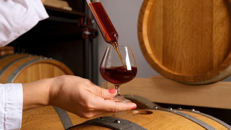 The Real Reason Why Whiskey Is Spelled With an 'E'