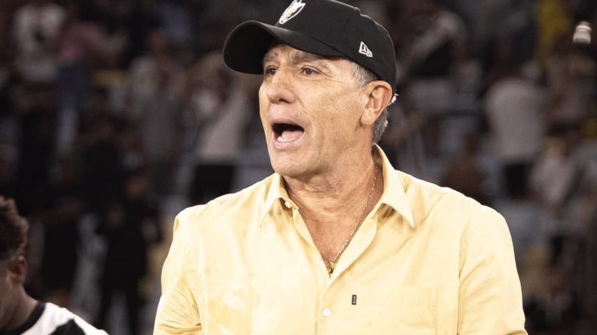 Renato Gaúcho na partida entre Vasco e Flamengo (Foto: Matheus Lima/Vasco)