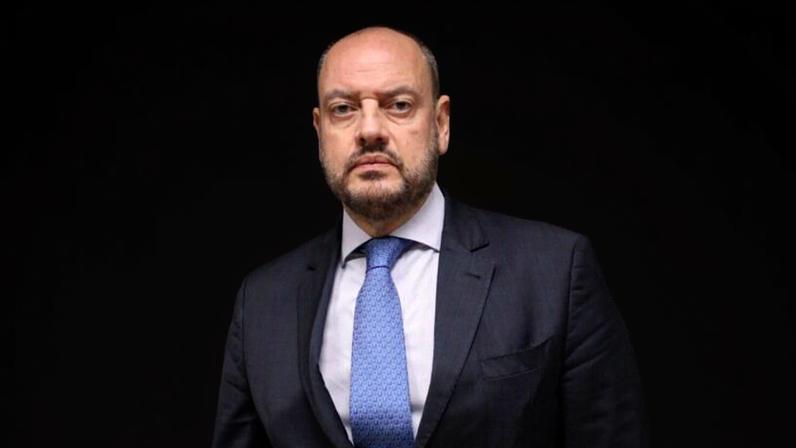 Na imagem, o presidente do Tribunal de Justiça do Rio, Ricardo Couto de Castro, governador interino no Rio