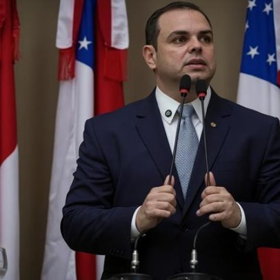 Roberto Cidade toma posse como governador do Amazonas em mandato tampão