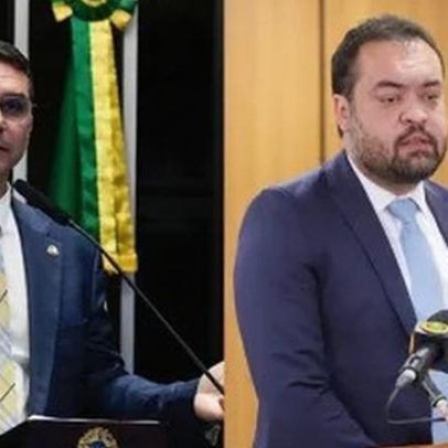 Flávio Bolsonaro definirá com Bolsonaro o substituto de Castro no Senado do RJ