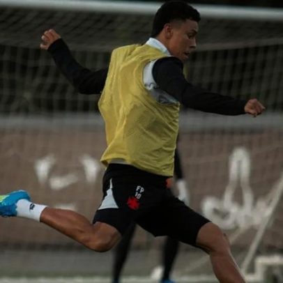 Vasco pode poupar titulares contra Paysandu, escalação provável