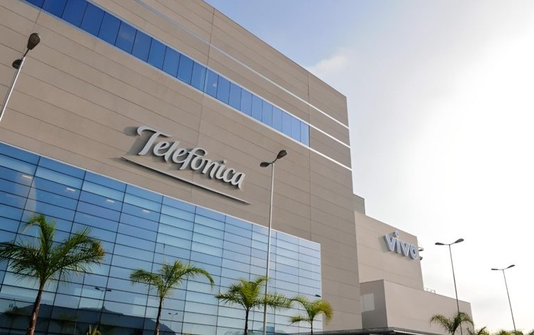 Telefônica Brasil conclui etapa e paga R$1,25 por ação aos acionistas