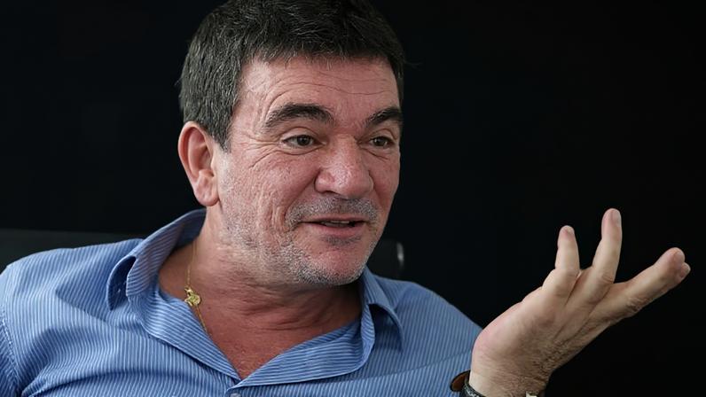 Andrés Sanchez, ex-presidente do Corinthians, foi expulso do quadro associativo do clube.