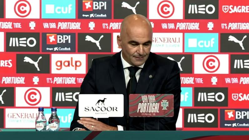 O técnico de Portugal, Roberto Martínez, fala sobre o papel de Cristiano Ronaldo na Copa do Mundo, destacando uma abordagem natural e a importância da gestão diária do grupo.
