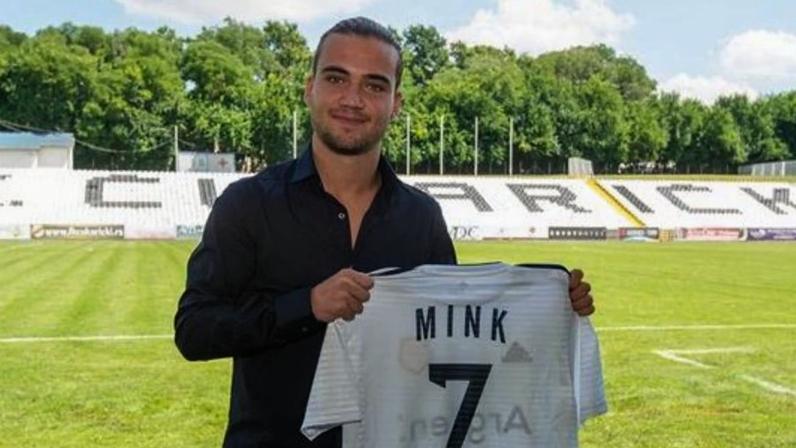 Ex-promessa do Real Madrid se aposenta aos 27 após sete cirurgias