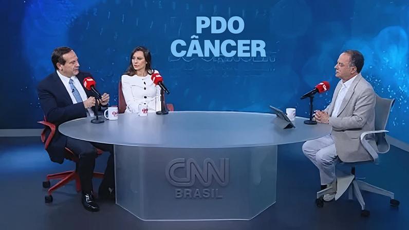 Dr, Kalil recebe os oncologistas Paulo Hoff e Ignez Braghiroli para falar sobre câncer