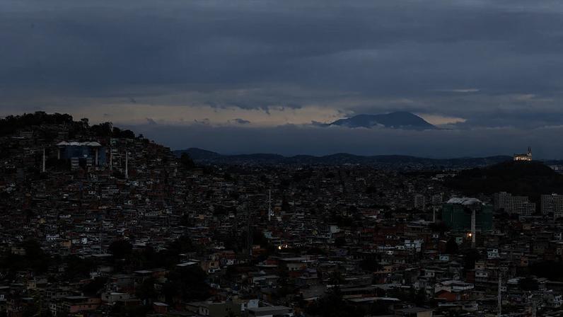 QG DO CRIME - Morro do Alemão: chefões do tráfico seguem ali encastelados, segundo o governo