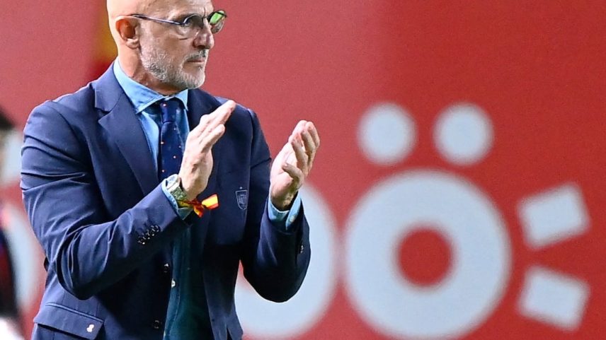 Luis de la Fuente, treinador da Espanha (Foto: Jose Jordan/AFP)