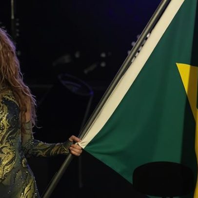 Shakira reúne 2 milhões em show em Copacabana