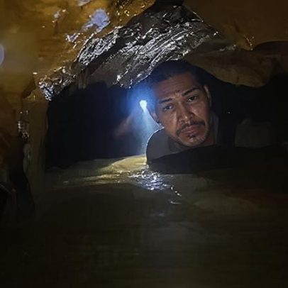 Equipes tentam resgatar homens presos em caverna no Laos há quase uma semana