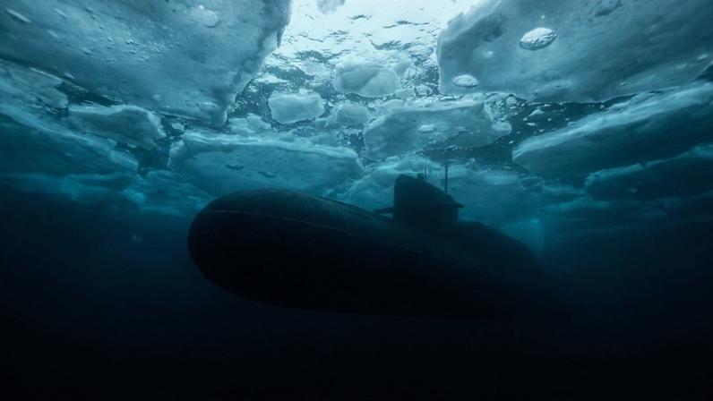 Mapa mostra Kola, Mar de Barents e presença submarina no Ártico