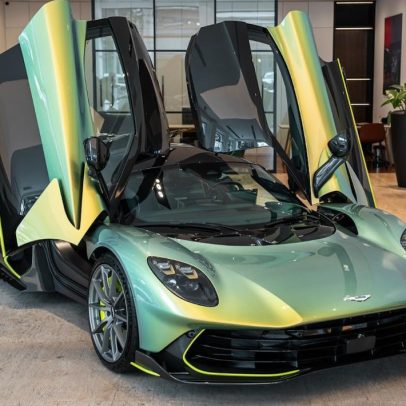Geely pode comprar Aston Martin em meio à crise financeira britânica