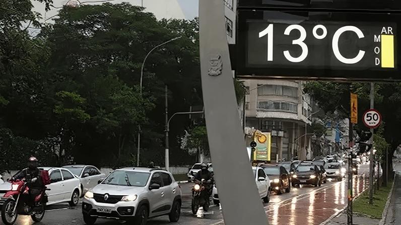 Inmet pede também para que a população fique atenta e se abrigue em lugar seguro