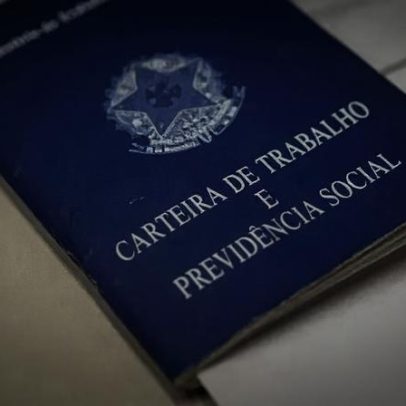 Brasil cria 85,9 mil empregos formais em abril, menor resultado para o mês