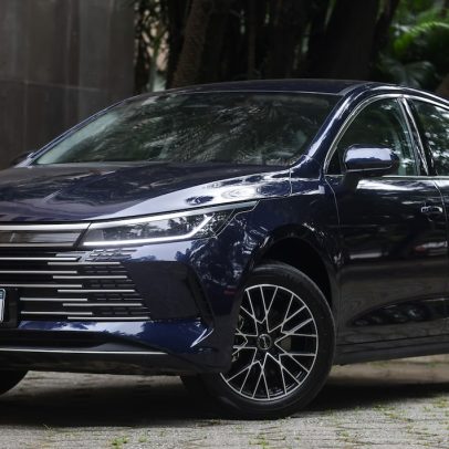 BYD altera garantia e impõe limite de quilometragem para híbridos e elétricos