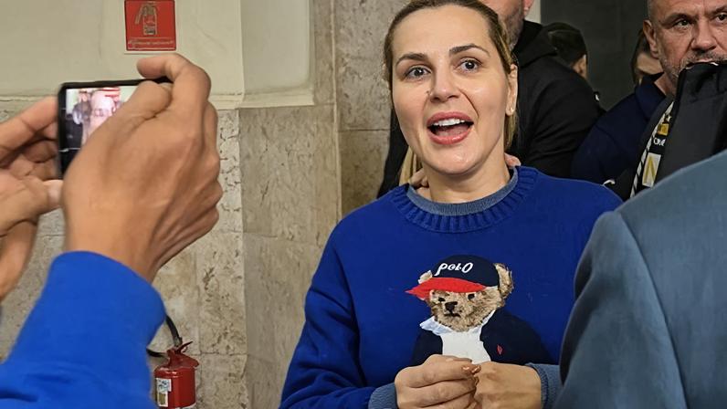 Deolane Bezerra, presa em operação contra o PCC