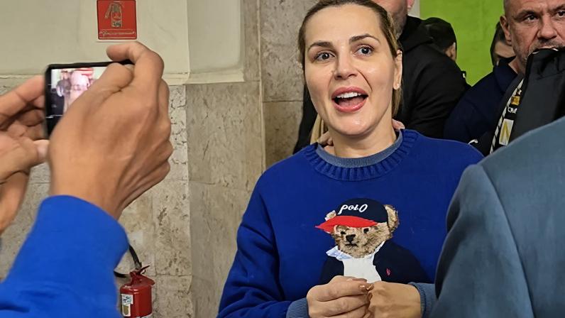 Deolane Bezerra, presa em operação contra o PCC
