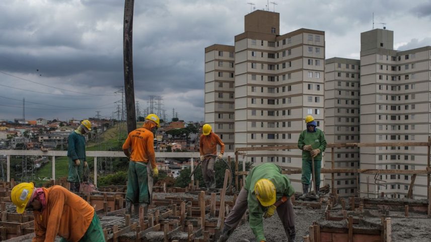 MRV Incorporação, principal negócio do conglomerado MRV&Co, registrou um lucro líquido ajustado de R$ 132,8 milhões no primeiro trimestre de 2026. (Foto: Victor Moriyama/Bloomberg)