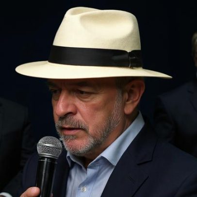 Lula defende pesquisa brasileira: pode provar não ser menor que ninguém