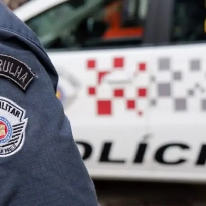Polícia desocupa reitoria da USP após invasão, depredação e disputa ideológica