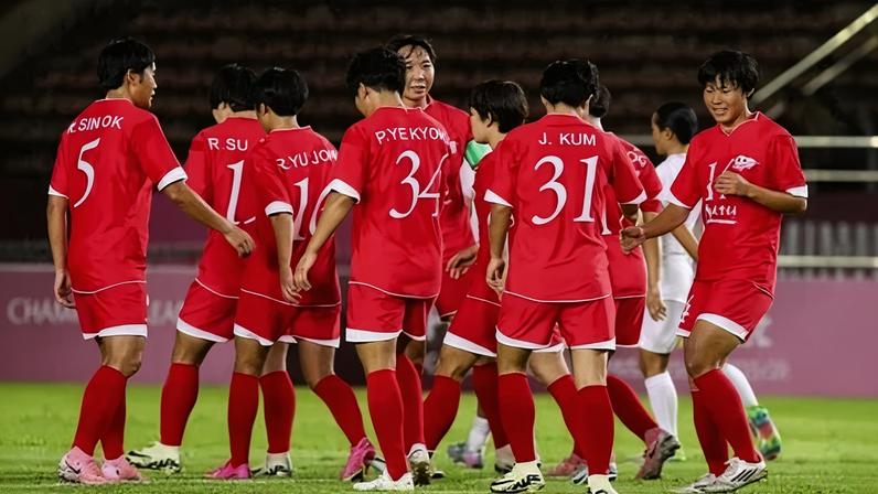 Time feminino da Coreia do Norte visita Coreia do Sul para amistoso
