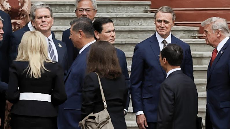 Trump apresenta a Xi empresários de sua comitiva