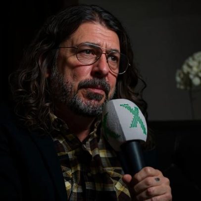 Dave Grohl aponta música mais vergonhosa do Foo Fighters