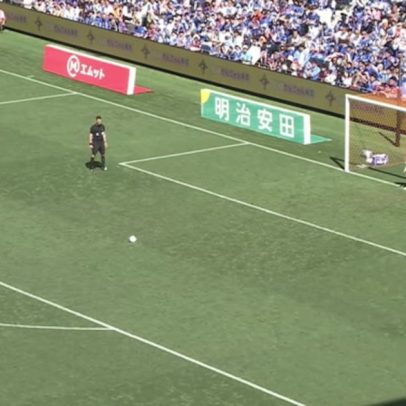 V-Varen Nagasaki x Vissel Kobe pênalti convertido por Jean Reis